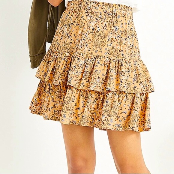 Maurices Skirts Nwt Tiered Ditsy Floral Print Mini Skirt Poshmark